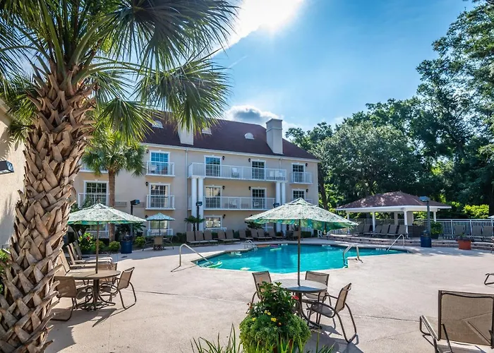 Palmera Inn And Suites
